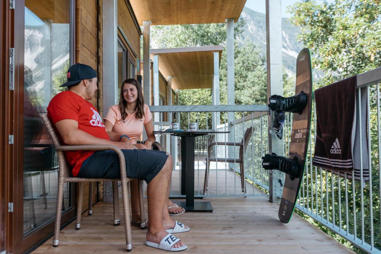 Area 47 - Tirol Hotel Ötztal-Bahnhof Eksteriør billede