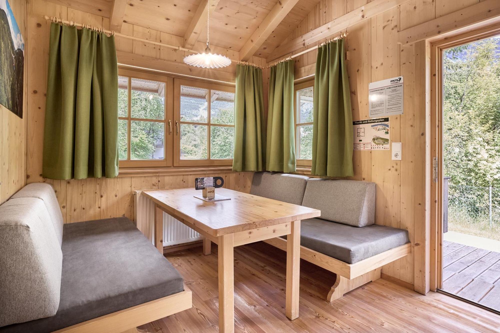 Area 47 - Tirol Hotel Ötztal-Bahnhof Eksteriør billede