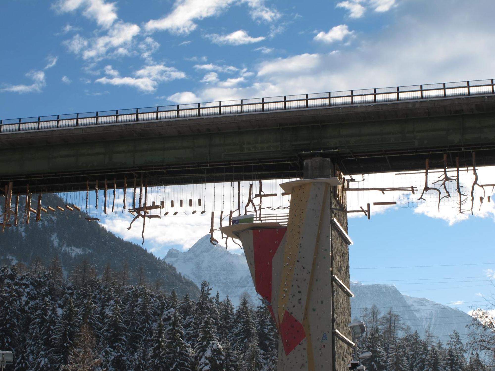 Area 47 - Tirol Hotel Ötztal-Bahnhof Eksteriør billede